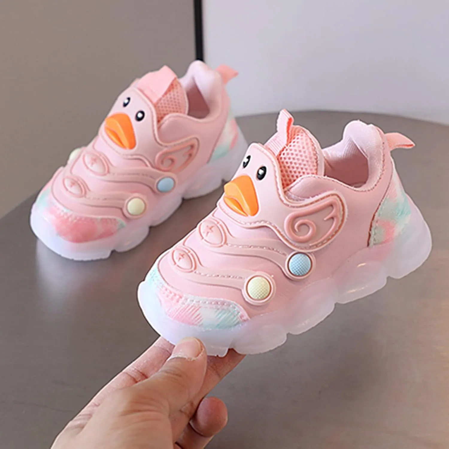 Baby Sports Shoes Light Shoes Toddler Girls Sneakers Boys Running Sports Soft Soled LED Luminous Shoes