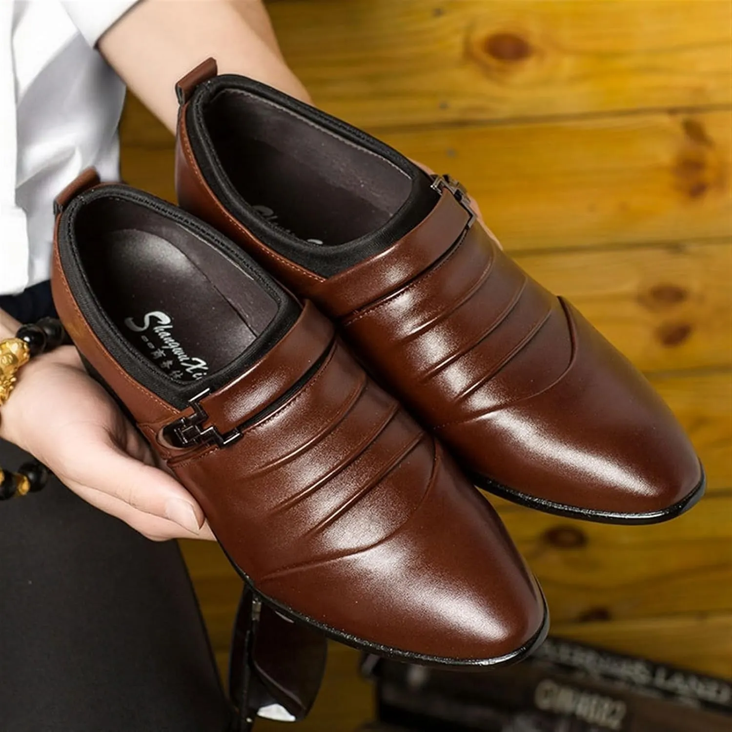 Dress Shoes for Men Elegant Large Size Men's Dress Loafers Stylish Metal Accent Shoes for Formal Occasions