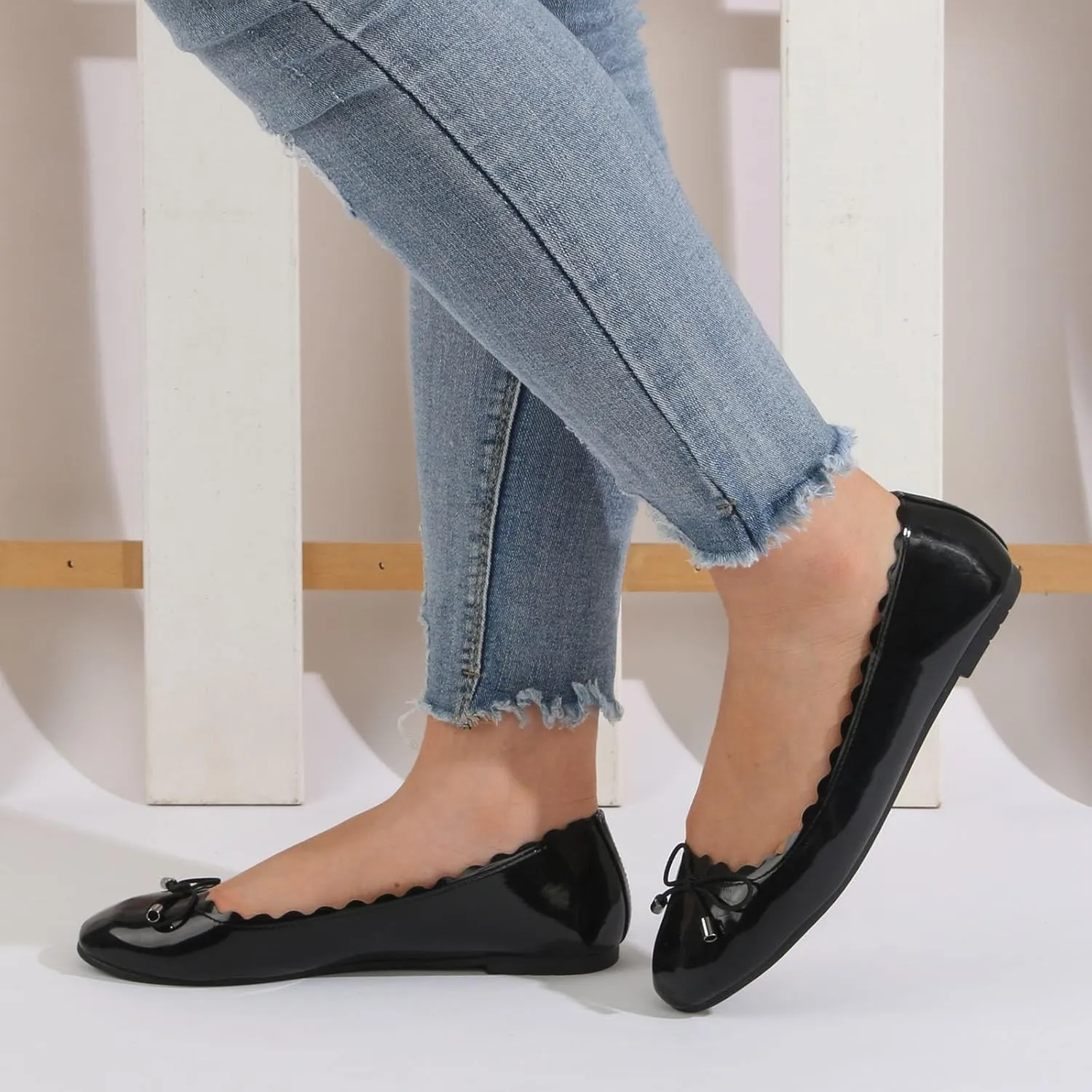Women's Soft Leather Flat Shoes Classic Ballet Flats Lightweight Business Work Shoes Elegant Dress Shoe